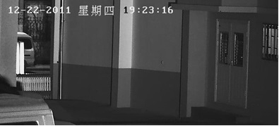 停車(chē)場(chǎng)補(bǔ)光燈